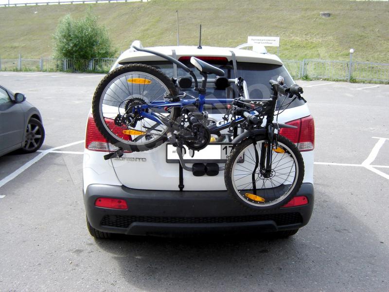 картинка Багажник для велосипеда: вариант крепления на заднюю дверь компании RACK WORLD