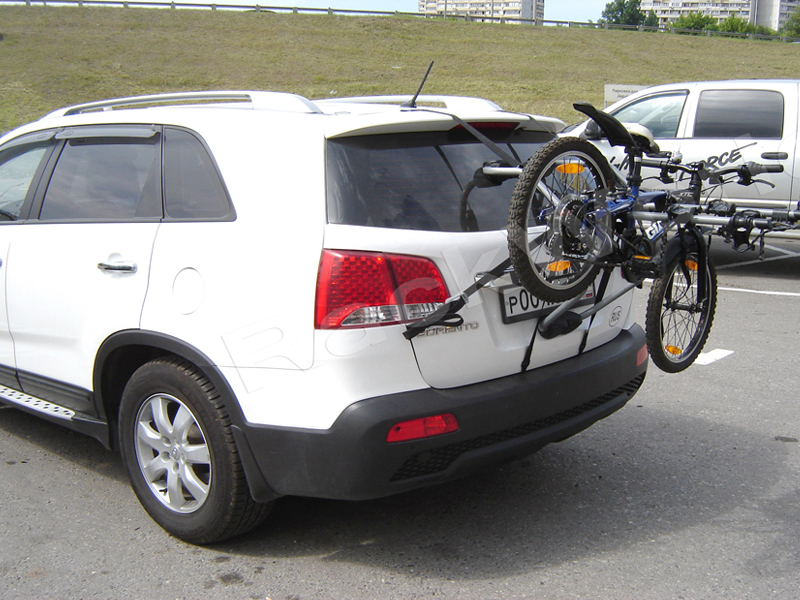 картинка Багажник для велосипеда Yakima KingJoe 3 компании RACK WORLD